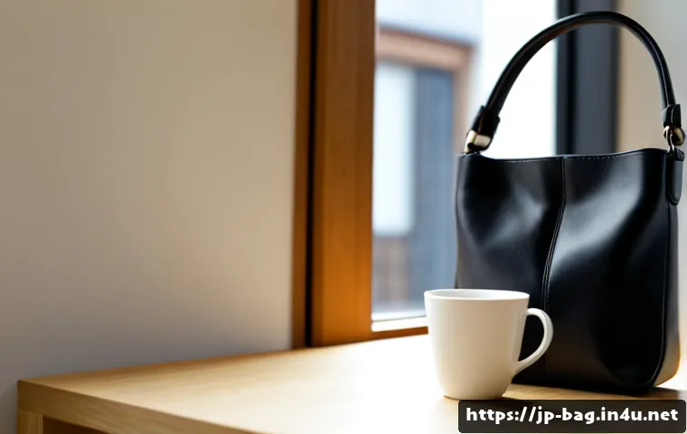 데일리백 추천  코스 COS  미니백 리뷰 - Photorealistic product review scene of an unbranded minimalist black mini shoulder bag with clean Sc...